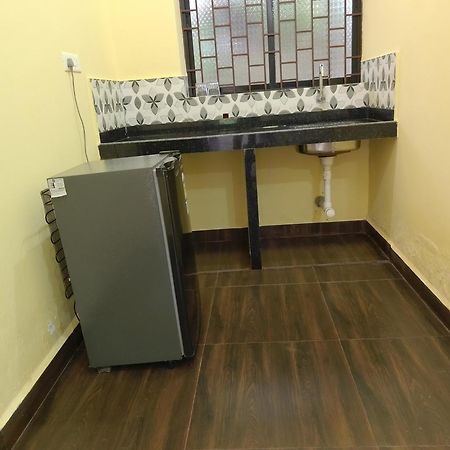 One Love Guest House Morjim Esterno foto