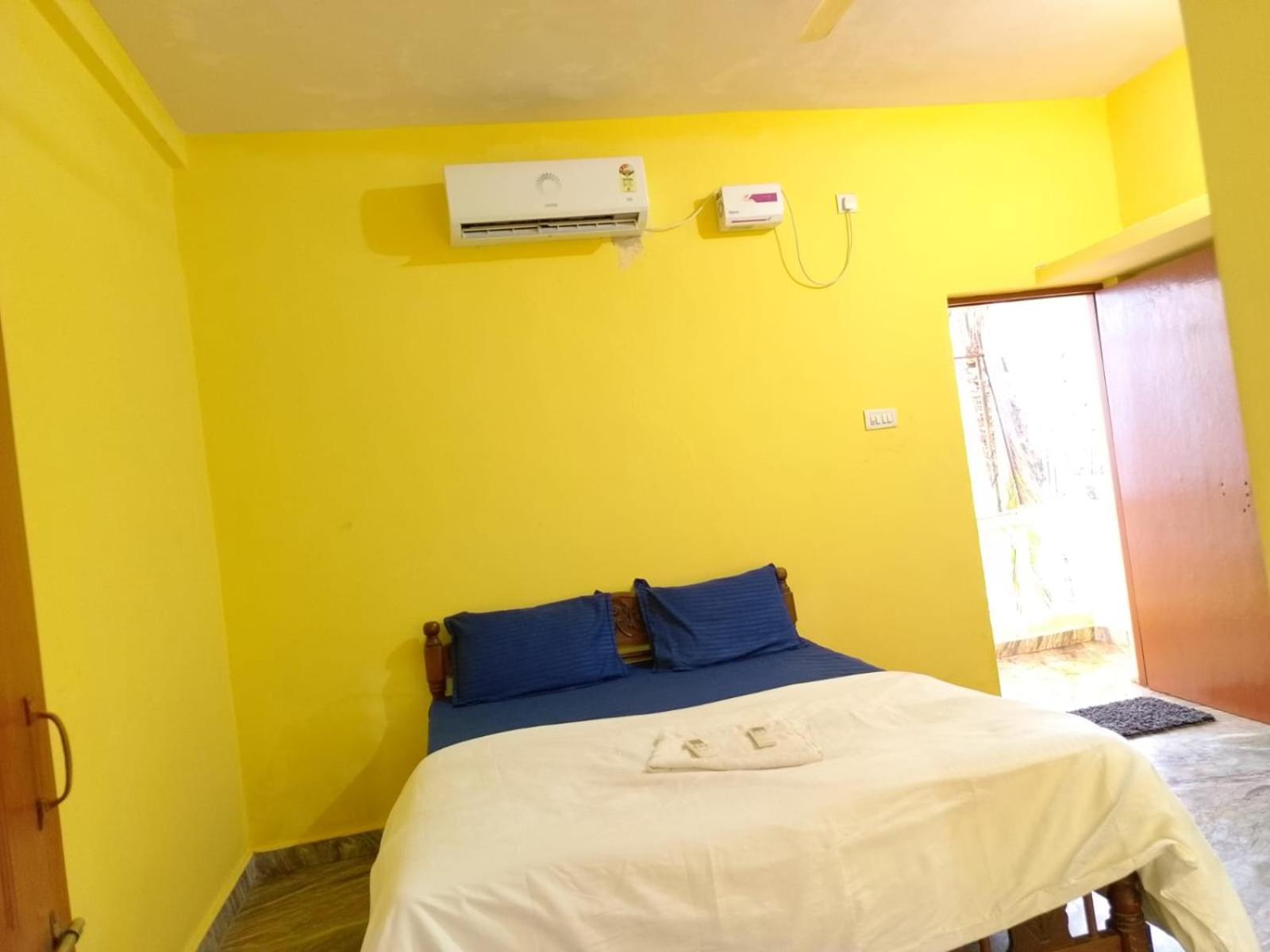 One Love Guest House Morjim Esterno foto
